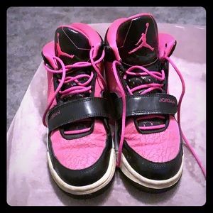 Air Jordan Big Kids Sneakers Size 6Y = US Women7.5